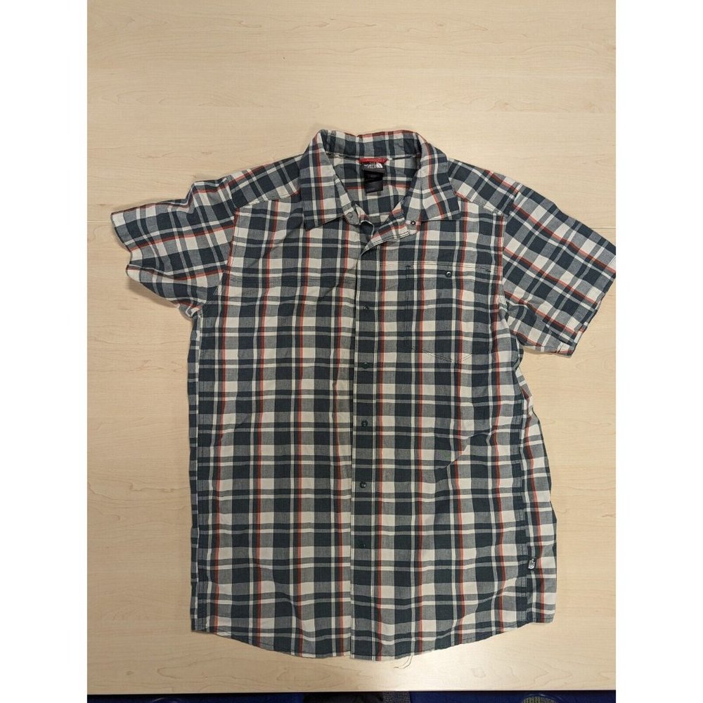 The North Face Shirt Mens Large Short Sleeve Blue/Red Plaid Button Front Pocket